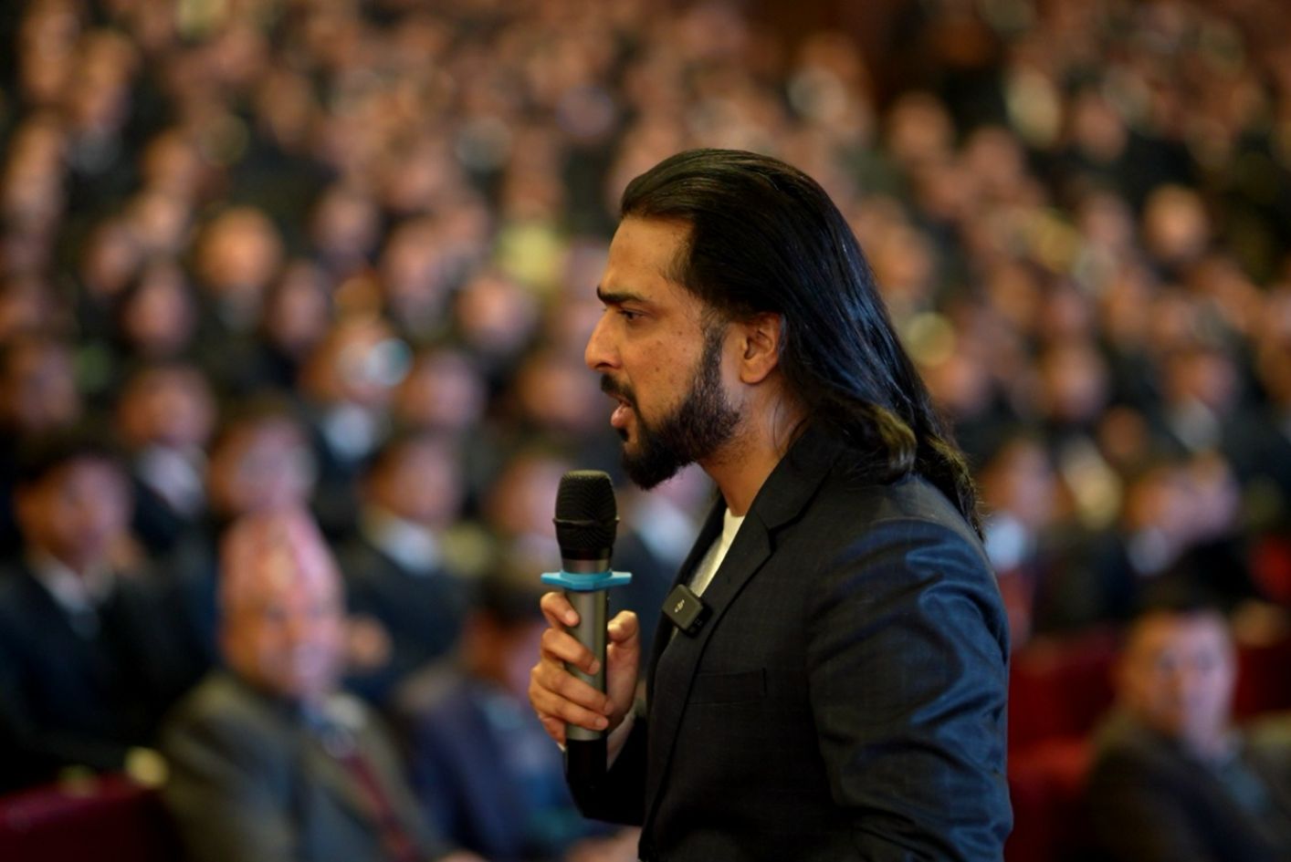 Saunak Bhatta delivering a 45-minute high-impact motivational seminar